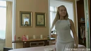 Космата сцена с изкусителна porno бг Моник Александър от Reality Kings