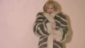 Филм за бельо с префект Мелоди Фокс от Dogfart порно беге Network